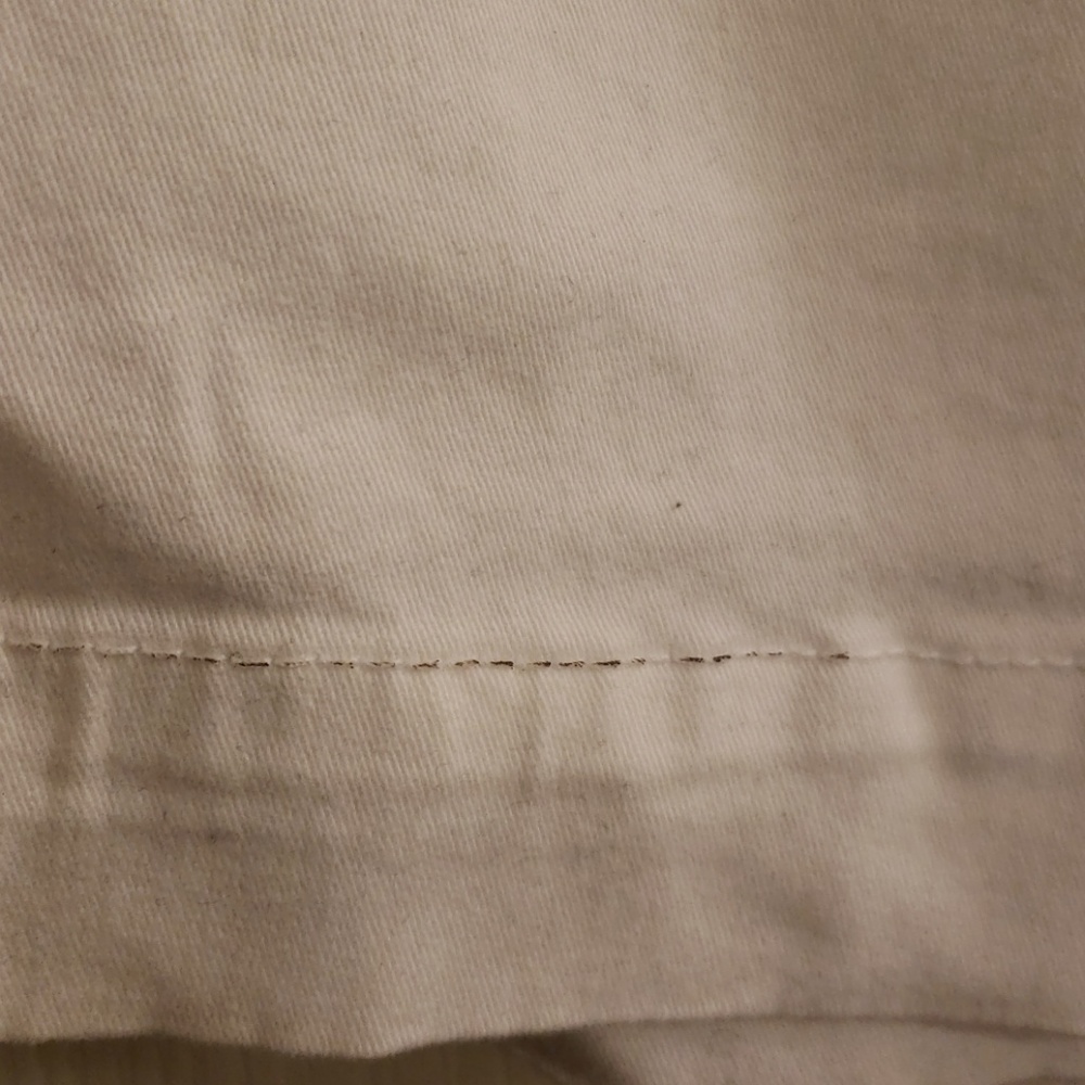 Shorts - Picture 3 of 3